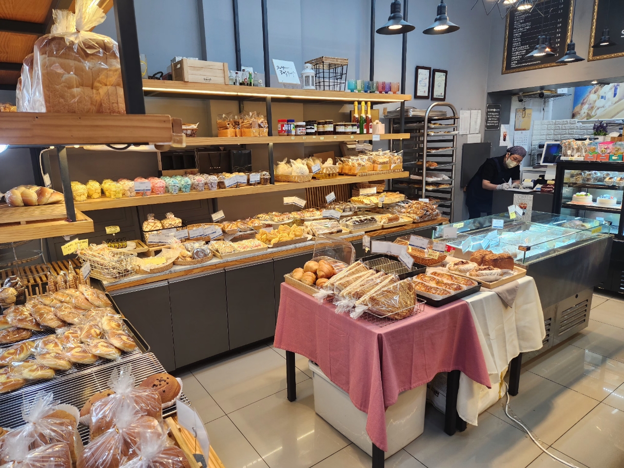 솔로몬베이커리