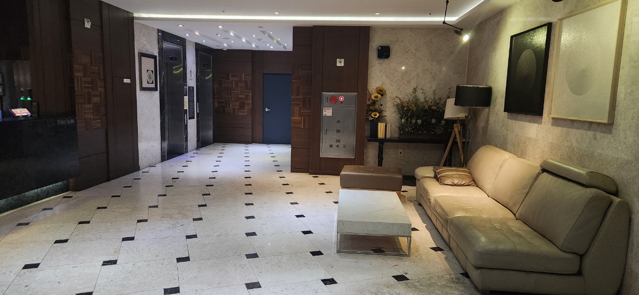 알리스위트호텔(R.LEE SUITE HOTEL)