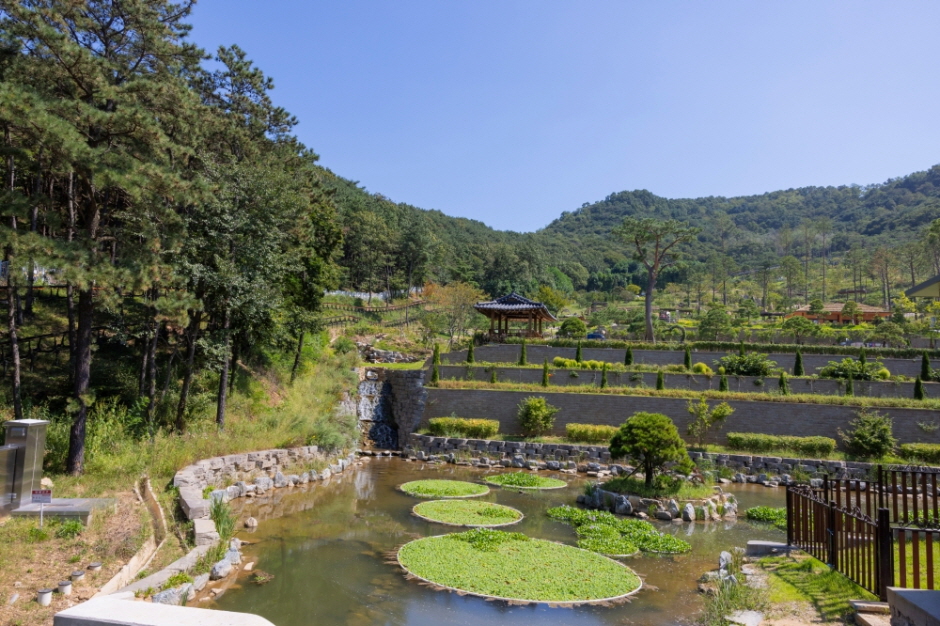 The First Local Garden in Incheon: Hwagae Garden 06