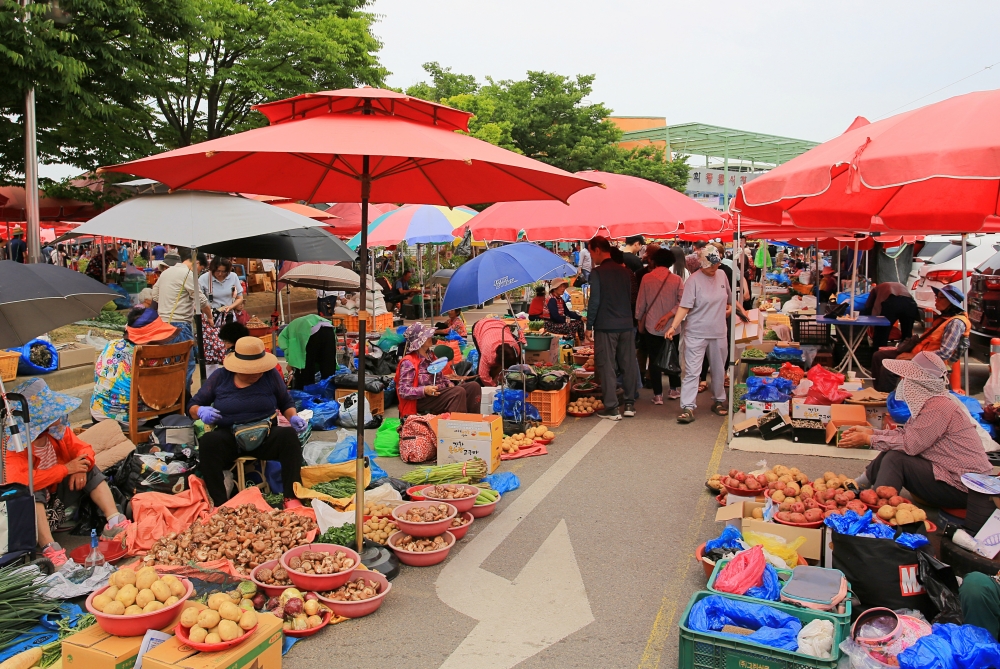 Ganghwa Pungmul Market 12