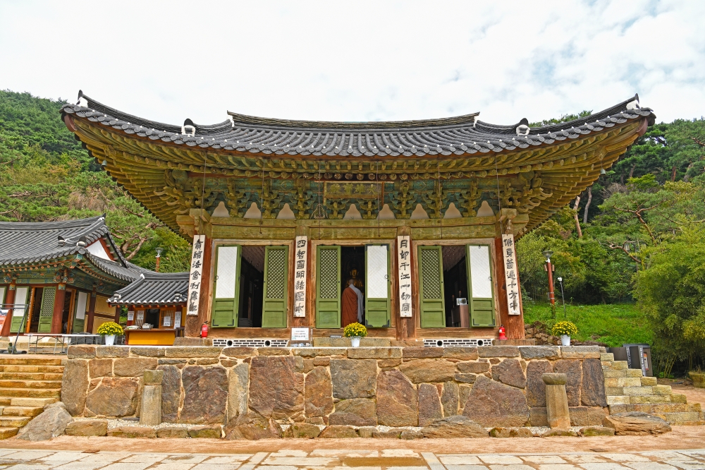 Jeondeungsa Temple 02