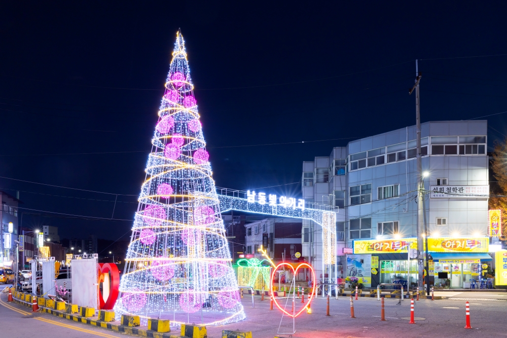 Mansucheon Street of Lights 01