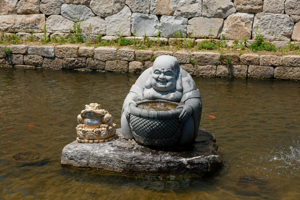 Yonggungsa Temple 04