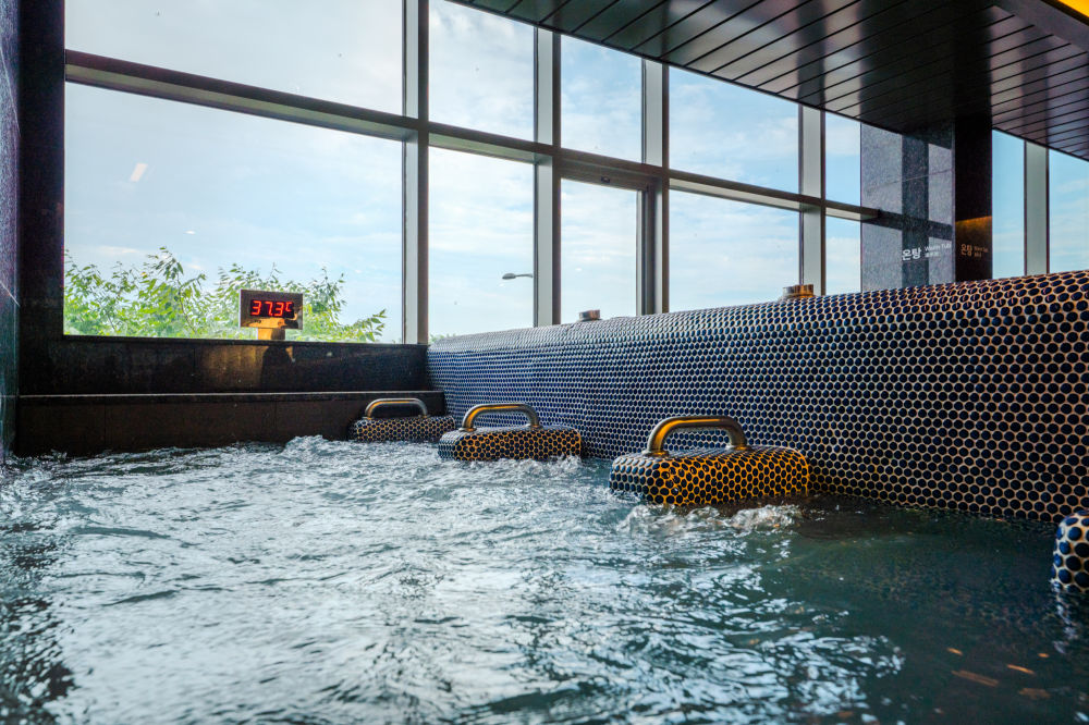 Blue Ocean Wellness Spa 08