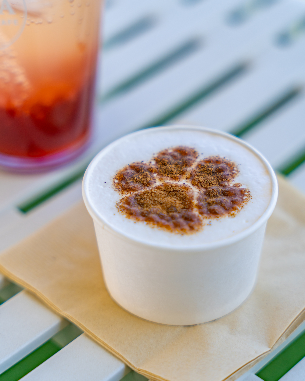 AINA Café 06
