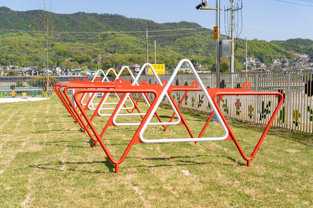 Dolmen Pet Park 06