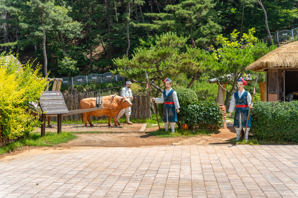Hwagae Garden 03